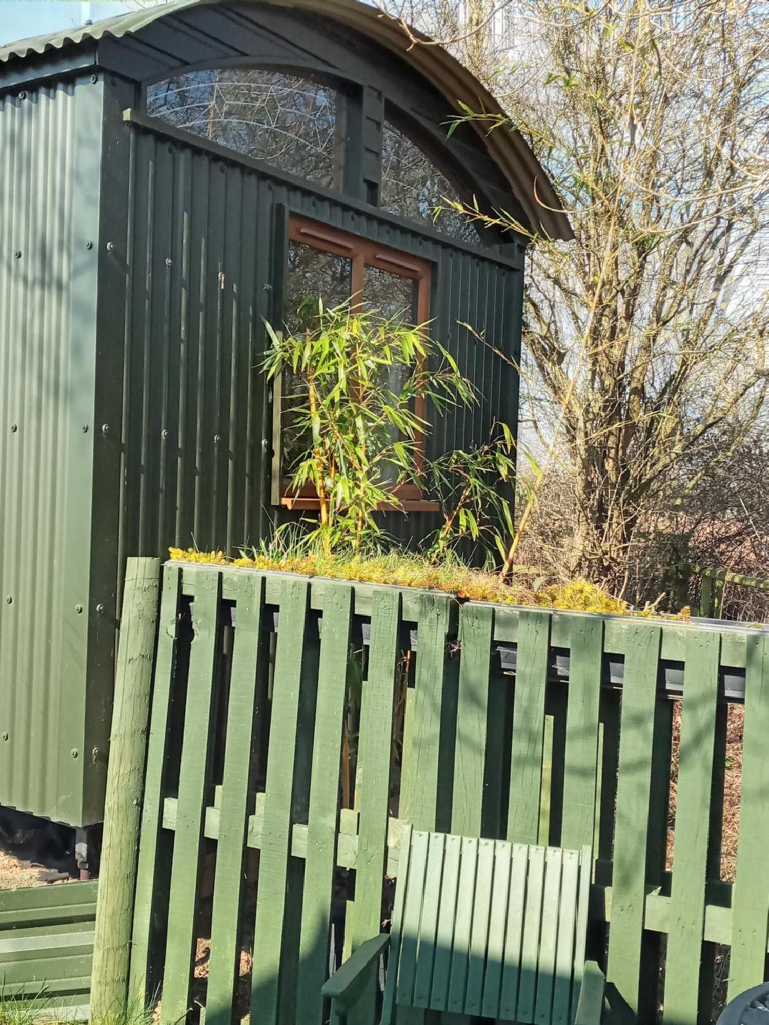 Glamping Malvern Shepherd Hut Exterior foto